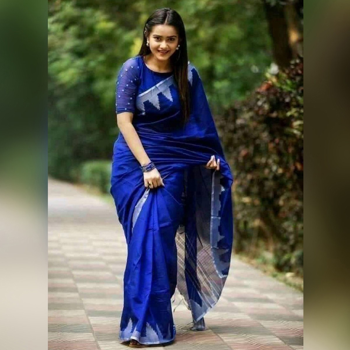 Half Silk Weightless Saree for Women - Royal Blue