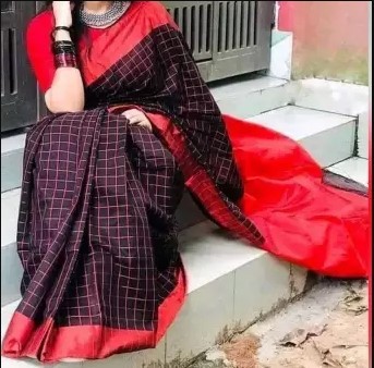 Dhupain Cheak Sarees For Women Red & Black